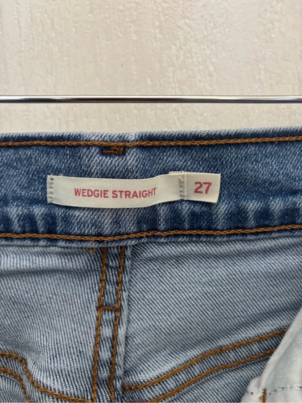 Levi’s Wedgie Straight 27 Women’s Jeans Light Blue - Picture 4 of 4